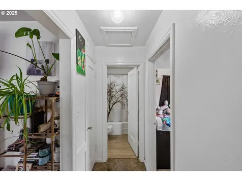 1119 Winsor Avenue North Bend OR 97459