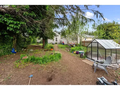1119 Winsor Avenue North Bend OR 97459