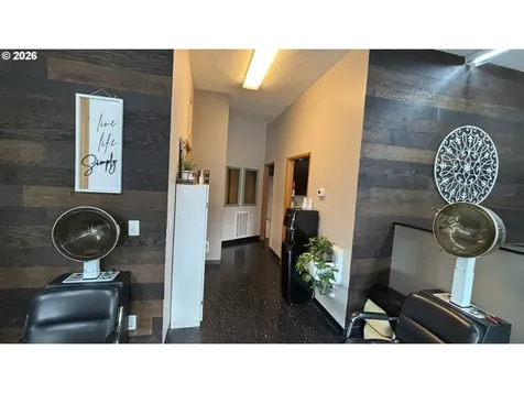 38775 Pioneer Boulevard Sandy OR 97055