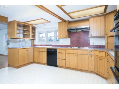 233 Crowsfoot Road Oakland OR 97462