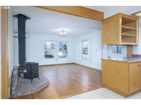 233 Crowsfoot Road Oakland OR 97462