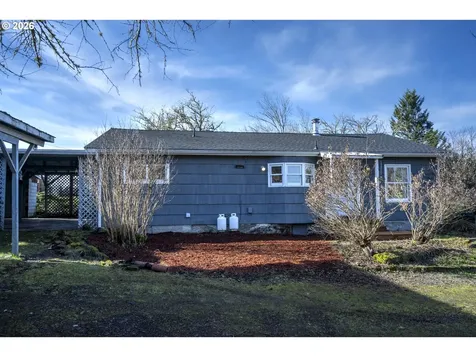 233 Crowsfoot Road Oakland OR 97462