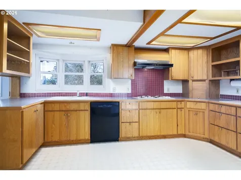233 Crowsfoot Road Oakland OR 97462