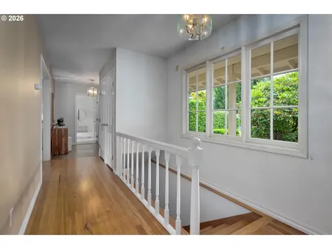 4225 SW 52nd Avenue Portland OR 97221