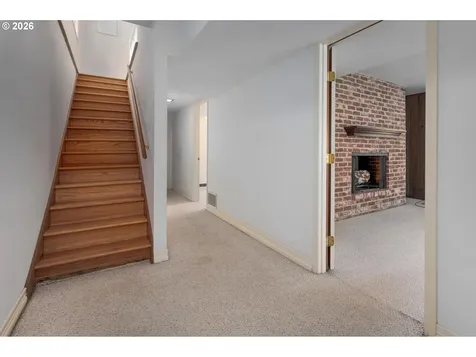 4225 SW 52nd Avenue Portland OR 97221