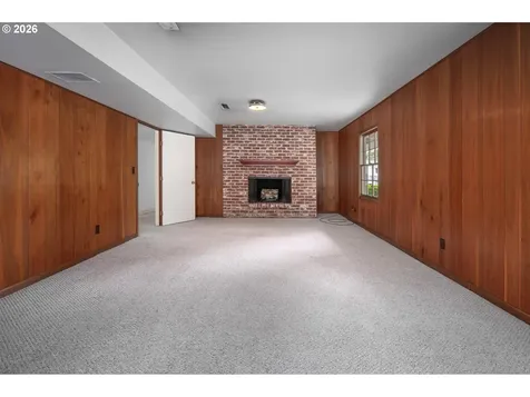 4225 SW 52nd Avenue Portland OR 97221
