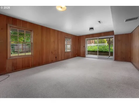 4225 SW 52nd Avenue Portland OR 97221