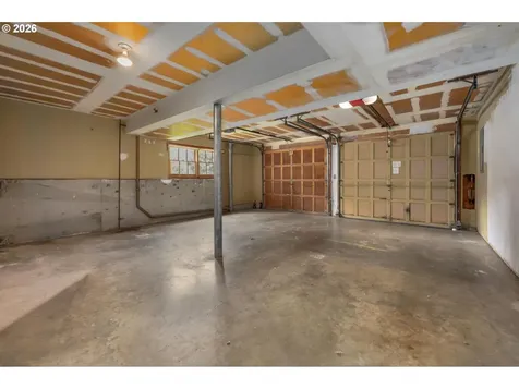 4225 SW 52nd Avenue Portland OR 97221