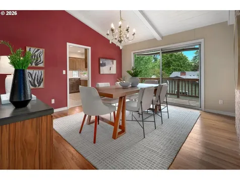 4225 SW 52nd Avenue Portland OR 97221