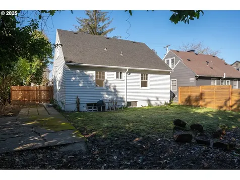 6028 NE 27th Avenue Portland OR 97211