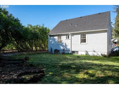 6028 NE 27th Avenue Portland OR 97211