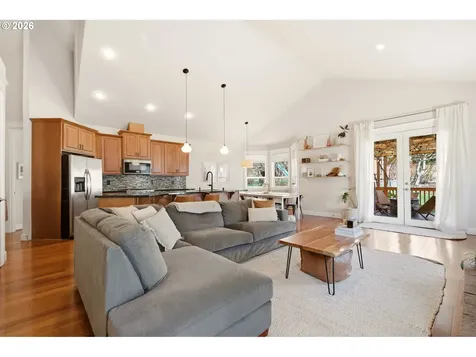 847 W S Street Washougal WA 98671