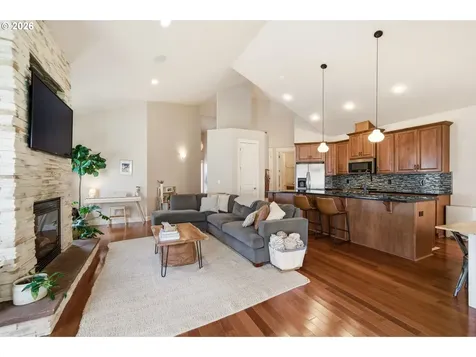 847 W S Street Washougal WA 98671