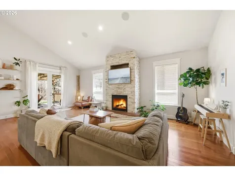 847 W S Street Washougal WA 98671
