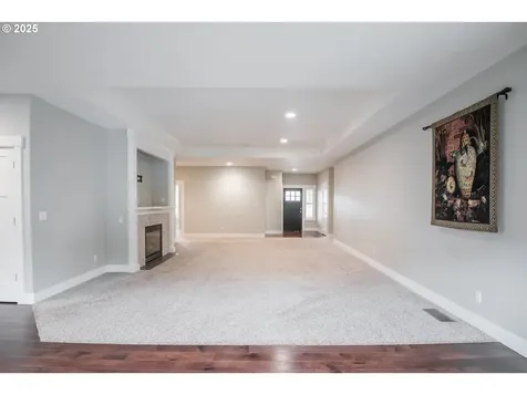 1840 West Meadows Drive NW Salem OR 97304