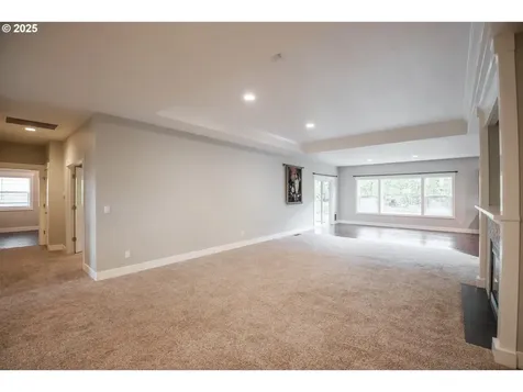 1840 West Meadows Drive NW Salem OR 97304
