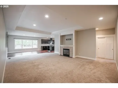 1840 West Meadows Drive NW Salem OR 97304