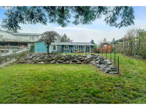1318 SE Beaver Creek Lane Troutdale OR 97060