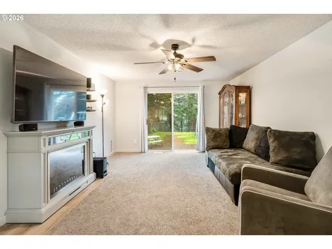 1318 SE Beaver Creek Lane Troutdale OR 97060