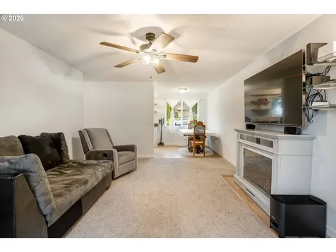 1318 SE Beaver Creek Lane Troutdale OR 97060