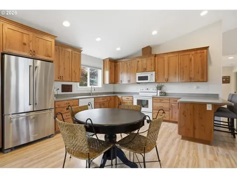 1343 NE Sunrise Lane Hillsboro OR 97124