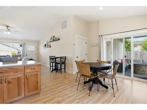 1343 NE Sunrise Lane Hillsboro OR 97124