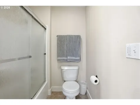 1343 NE Sunrise Lane Hillsboro OR 97124
