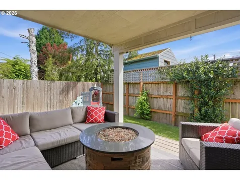1343 NE Sunrise Lane Hillsboro OR 97124