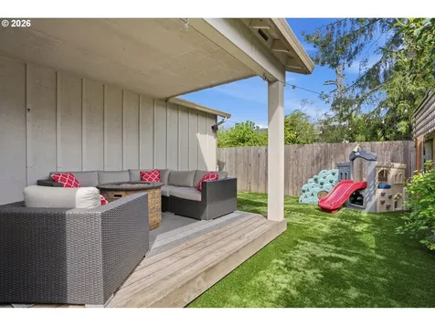 1343 NE Sunrise Lane Hillsboro OR 97124