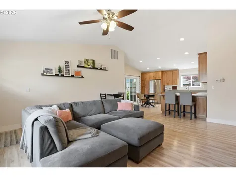 1343 NE Sunrise Lane Hillsboro OR 97124
