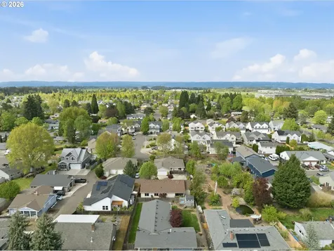 1343 NE Sunrise Lane Hillsboro OR 97124