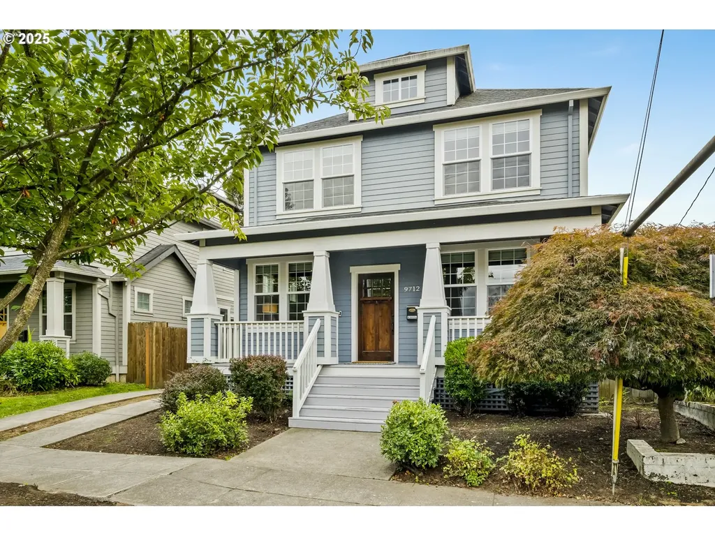 9712 N Ivanhoe Street Portland OR 97203