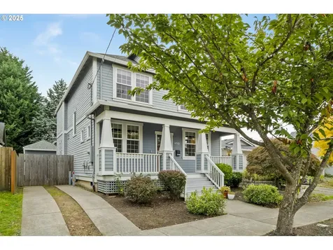 9712 N Ivanhoe Street Portland OR 97203