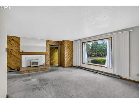 16701 SE Stephens Street Portland OR 97233