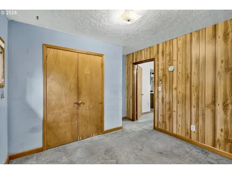 16701 SE Stephens Street Portland OR 97233
