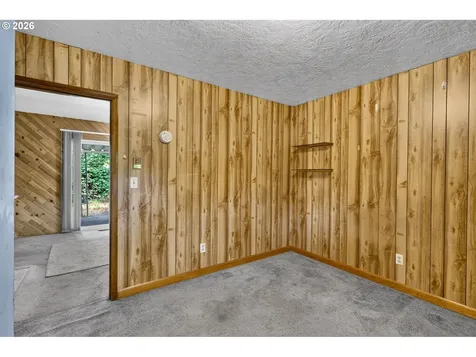 16701 SE Stephens Street Portland OR 97233