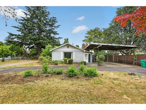 16701 SE Stephens Street Portland OR 97233