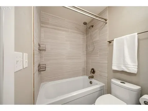 3920 NE Pacific Way Vancouver WA 98662