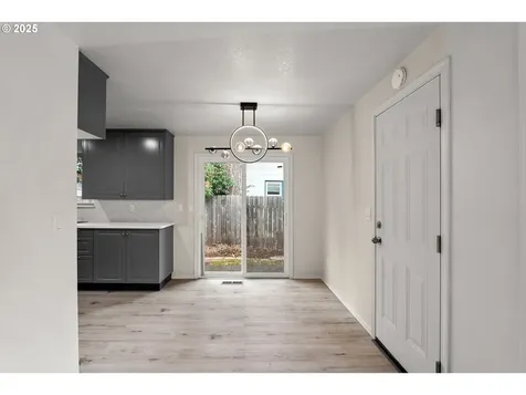 4523 NE 109th Avenue Portland OR 97220
