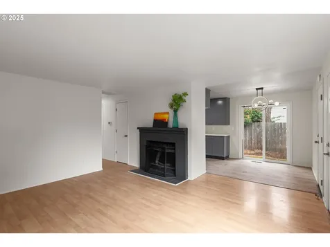 4523 NE 109th Avenue Portland OR 97220