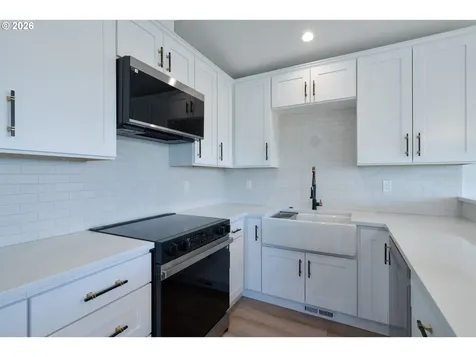 120 Crescent Street Oceanside OR 97134