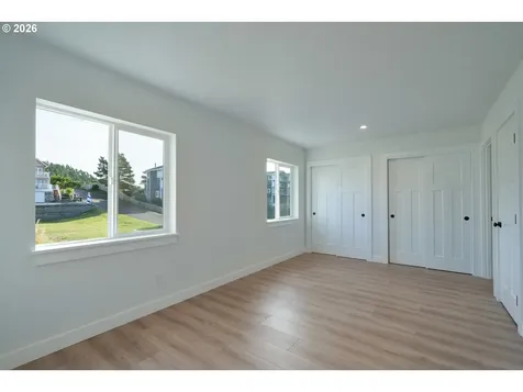120 Crescent Street Oceanside OR 97134