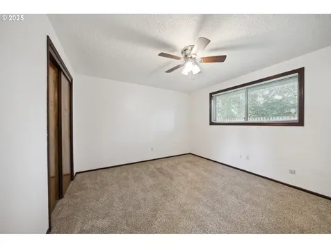 9206 NE 105th Avenue Vancouver WA 98662