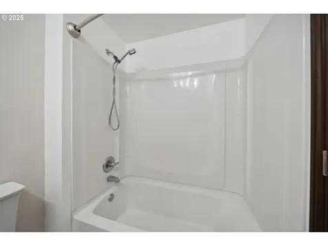 9206 NE 105th Avenue Vancouver WA 98662