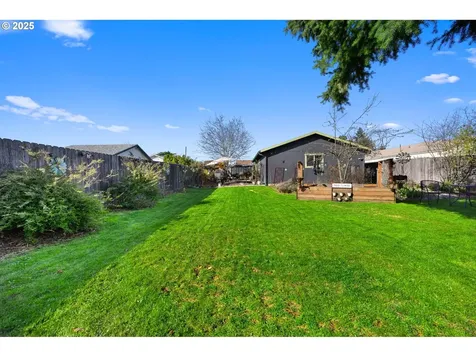 9256 SE Mill Street Portland OR 97216