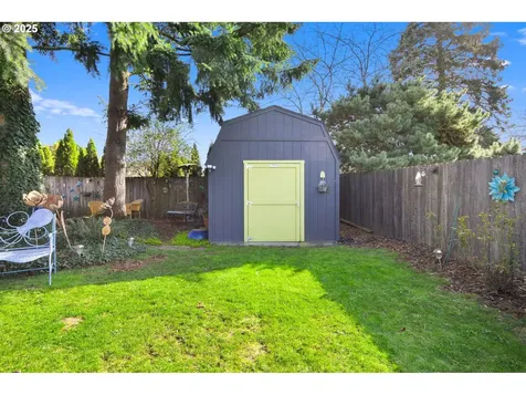 9256 SE Mill Street Portland OR 97216