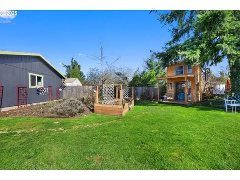 9256 SE Mill Street Portland OR 97216
