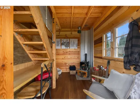 9256 SE Mill Street Portland OR 97216