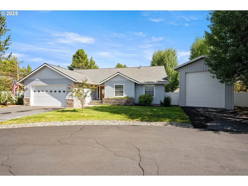 16676 Mcclintock Place La Pine OR 97739
