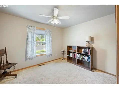 16676 Mcclintock Place La Pine OR 97739